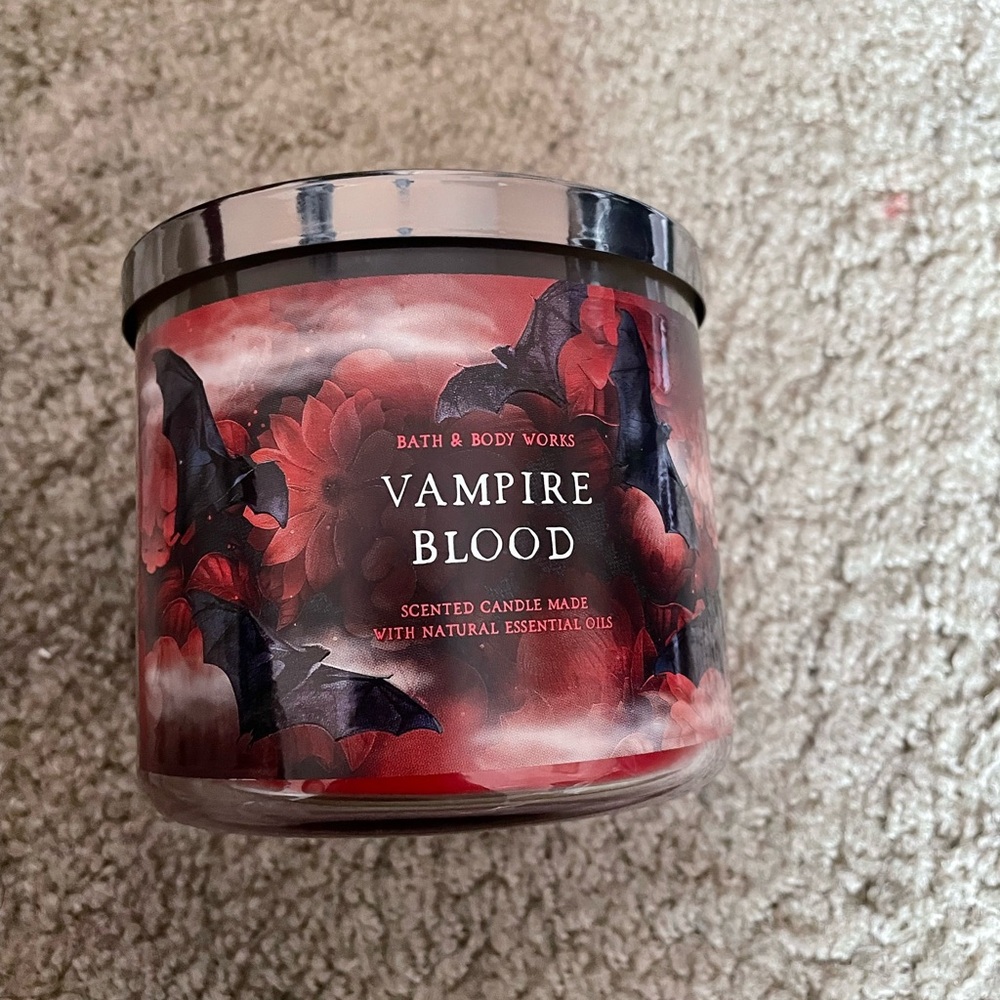 Vampire Blood 3-Wick Candle